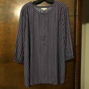 Mandarin Pleat-Back Blouse